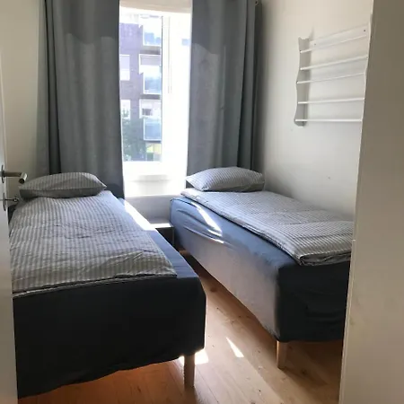 City Center Paradise W/three Bedroom And Two Toilettes